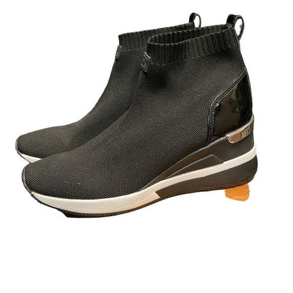 Michael Kors Shoes - MICHAEL KORS shoes 8M 8 M